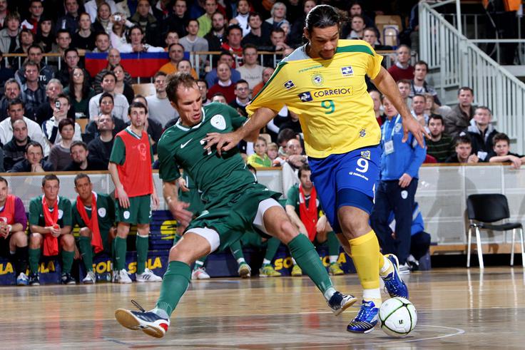 V moč brazilske reprezentance se je v državnem dresu prvič prepričal v živo leta 2008 v ljubljanski dvorani Tivoli, ki je bila takrat polna ljubiteljev futsala. | Foto: Aleš Fevžer