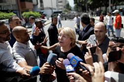 Venezuelska državna tožilka ne priznava odstavitve, upor med vojaki