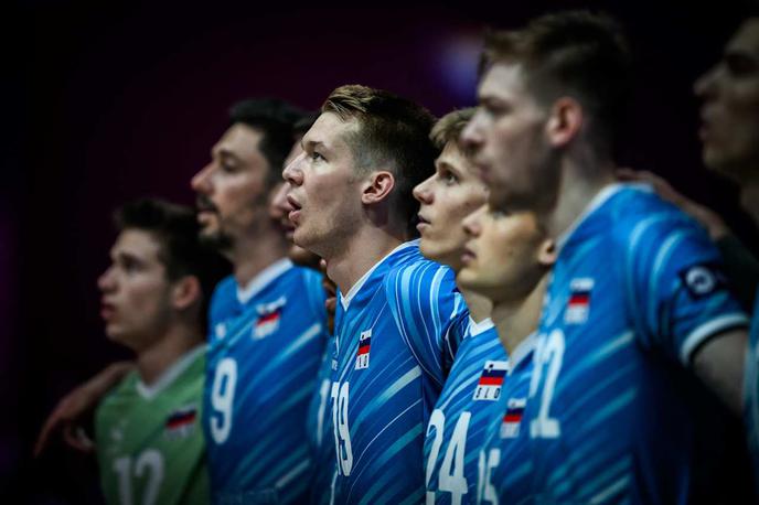 Slovenija Japonska Odbojka | Slovenci so po izgubljenem prvem nizu, kjer so ostali praznih roki s 25:27, popustili v igri. | Foto VolleyballWorld