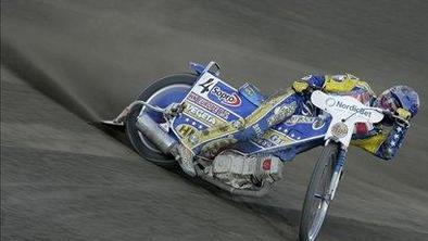 Gollob na krilih navijačev do zmage