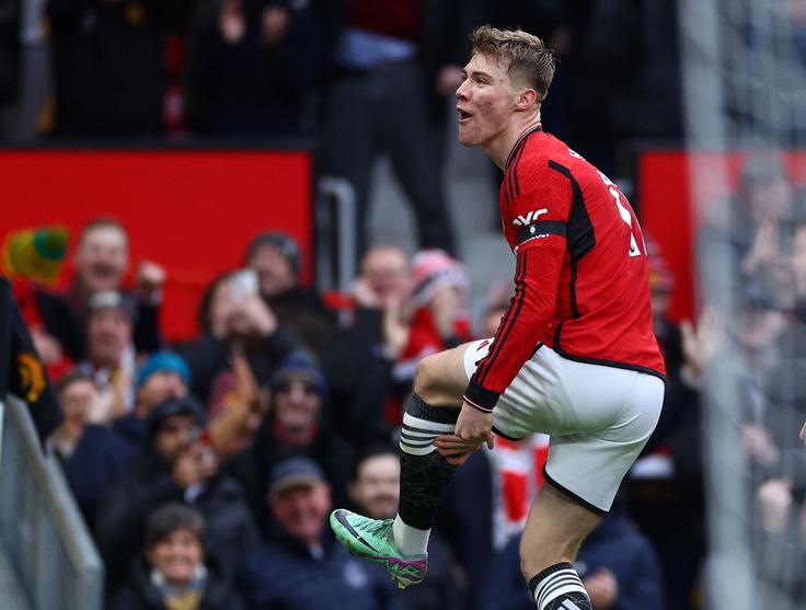 Rasmus Hojlund je zabil prvi gol za Manchester United na tekmi. Zmagali so s 3:0. | Foto: Reuters