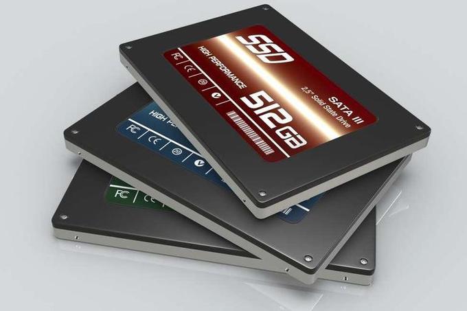 Gigabajt diska SSD se bo predvidoma v dveh do treh letih cenovno izenačil z gigabajtom diska HDD. | Foto: 