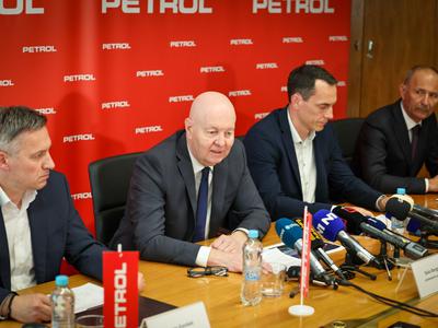 V Petrolu zavračajo namige o zlorabi notranjih informacij pri nakupu delnic