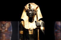 V Egiptu bodo restavrirali zlato Tutankamonovo krsto