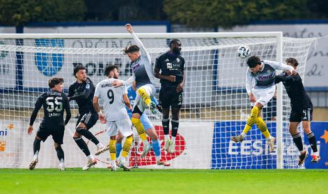 Razigrane Radomlje vzele točko Mariboru, Olimpija si je oddahnila