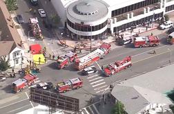 92-letna voznica zapeljala v pekarno. Trije mrtvi, šest poškodovanih.