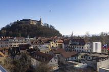Rezidenca Knafelj, Knafljev prehod. Nepremičnine. Ljubljanski grad.