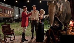 Robert Pattinson jokal za soigralko – slonico Tai