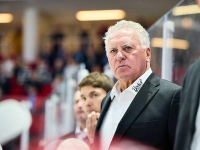 Milano bo vodil Doug Shedden