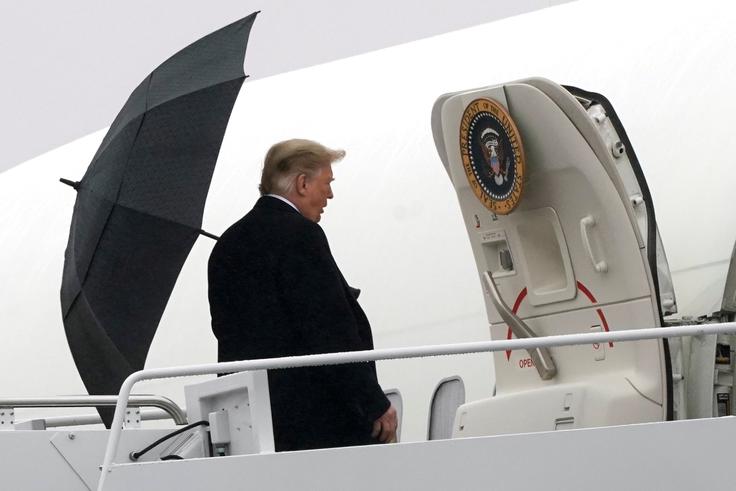 Več žensk naj bi se za kandidaturo odločilo zaradi predsednika ZDA Donalda Trumpa. Zaradi Trumpovih izjav naj bi poraslo tudi število kandidatov in kandidatk, pripadnikov manjšin. | Foto: Reuters