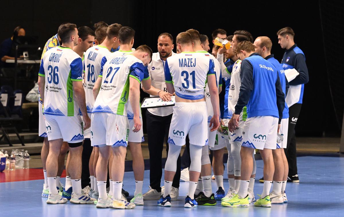 Litva : Slovenija, slovenska rokometna reprezentanca | Slovenci bodo prvenstvo začeli v Oslu, kjer jim bodo v uvodu nasproti stali rokometaši s Ferskih otokov, Črne gore in Švice. | Foto Rokometna zveza Slovenije