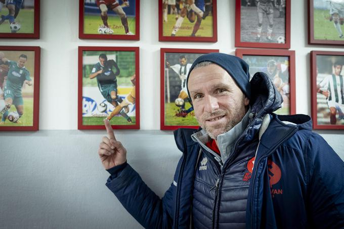 Slovan se lahko pohvali z razkošno zbirko nekdanjih nogometašev, ki so pustili ogromen pečat v slovenskem nogometu. Eden izmed najprepoznavnejših junakov je zagotovo Cime. | Foto: Ana Kovač