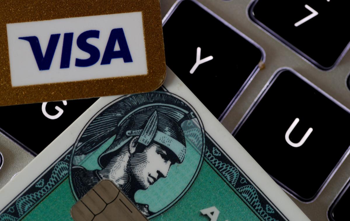 Kreditna kartica, Visa, American Express | Pri banki JPMorgan Chase niso razkrili podatka, koliko dolga bodo skupno odpisali kanadskim lastnikom njihovih kreditnih kartic.  | Foto Reuters