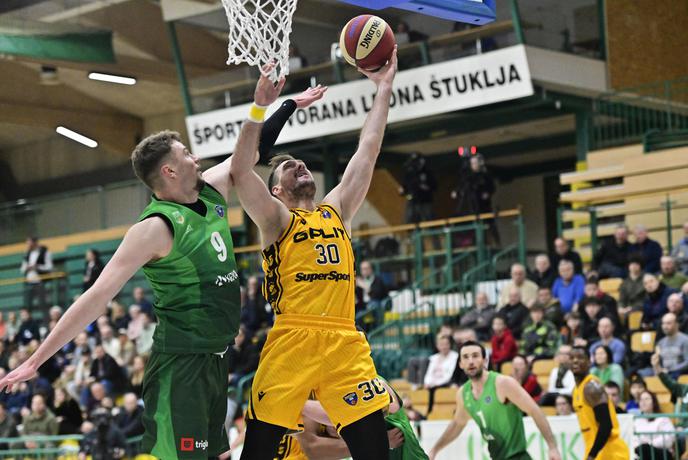 Stotica Krke, 29 točk Zorana Dragića, Ilirija v tesni končnici premagala Cedevito Olimpijo