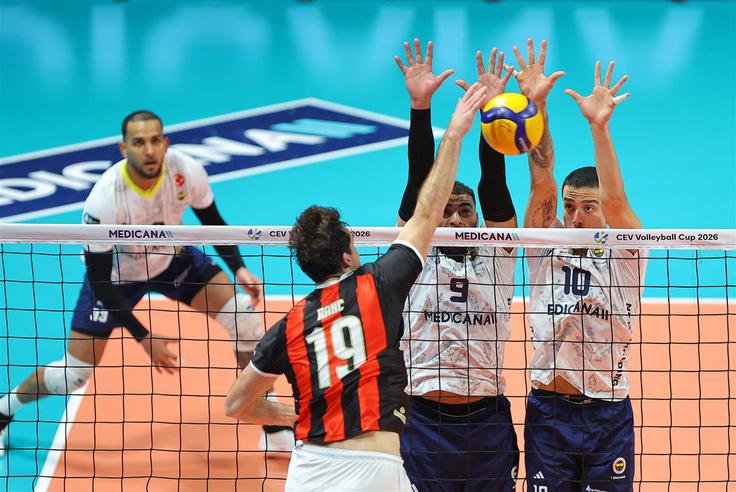 Alpacem Kanal : Fenerbahče | Foto: CEV