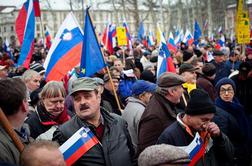 Na shodu Zbora za republiko se je po oceni organizatorja zbralo več kot 12.000 ljudi (video)