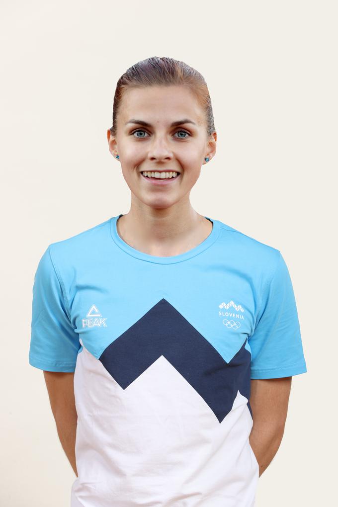 Klara Lukan je v finišu zaostala le za Italijanko. | Foto: Aleš Fevžer/OKS