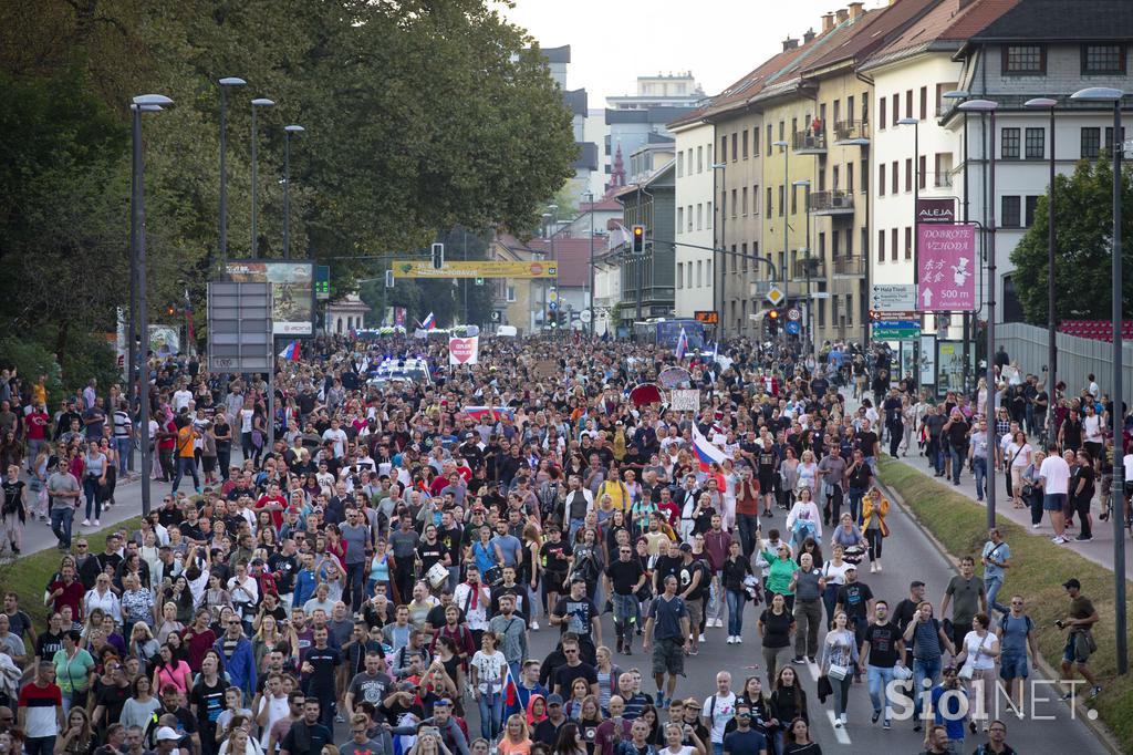 Protest nasprotnikov pogojev PCT v Ljubljani dne 29.9.2021