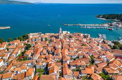 Turistka razkrila, koliko je zapravila na Krku. Zgroženi komentatorji: "Za to ceno greš lahko za 14 dni v Mehiko."