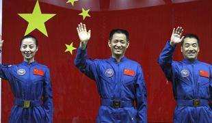 Uspešen začetek ekspedicije Shenzhou-10