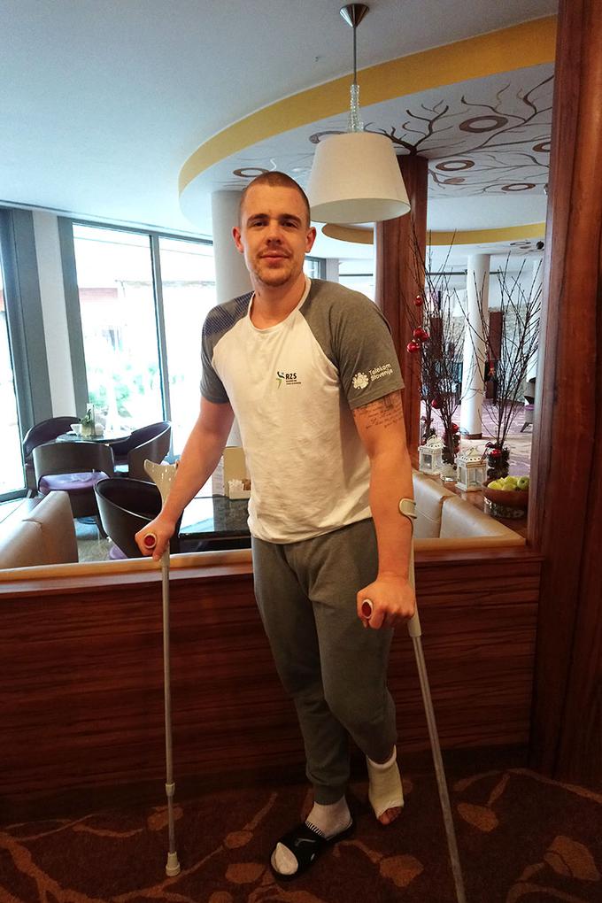 Matej Gaber gre danes na operacijo, okreval bo tri mesece. | Foto: Uroš Iskra
