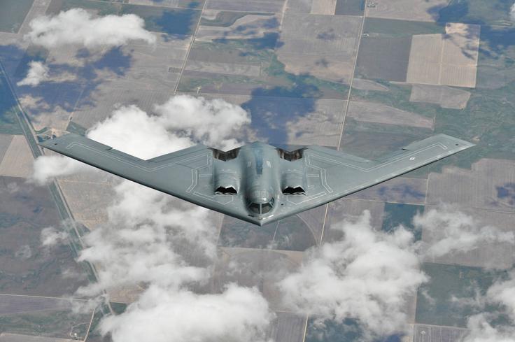 Po nekaterih navedbah naj bi bilo na otok Diego Garcia v Indijskem oceanu namenjenih najmanj sedem bombnikov B-2 Spirit.  | Foto: Guliverimage