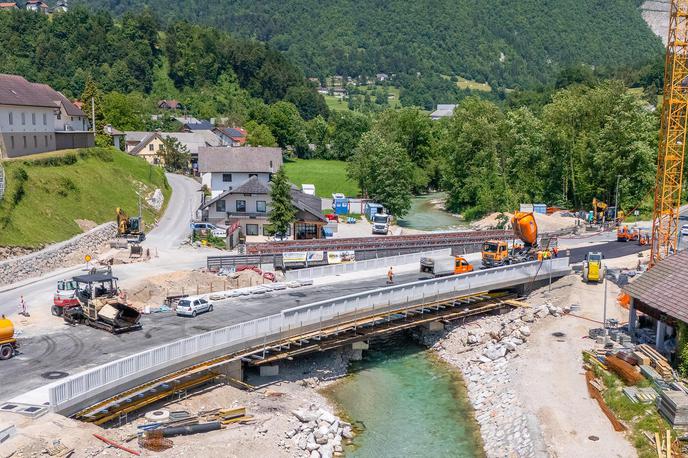 most v občini Kamnik | Most bo za razliko od prejšnjega po zaključku del omogočal dvosmerni promet, hkrati pa bodo pešcem in kolesarjem na voljo ločene in varne površine na obeh straneh konstrukcije. | Foto InfoPot
