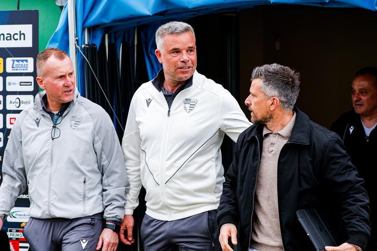 Janez Strajnar je pri Primorju nazadnje kot trener vratarjev pomagal glavnemu strategu Tončiju Žlogarju, po izpadu Ajdovcev v drugo ligo pa je zapustil prestolnico burje. | Foto: Aleš Fevžer