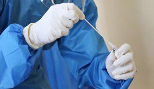 Delež okuženih spet višji, umrlo 23 covidnih bolnikov