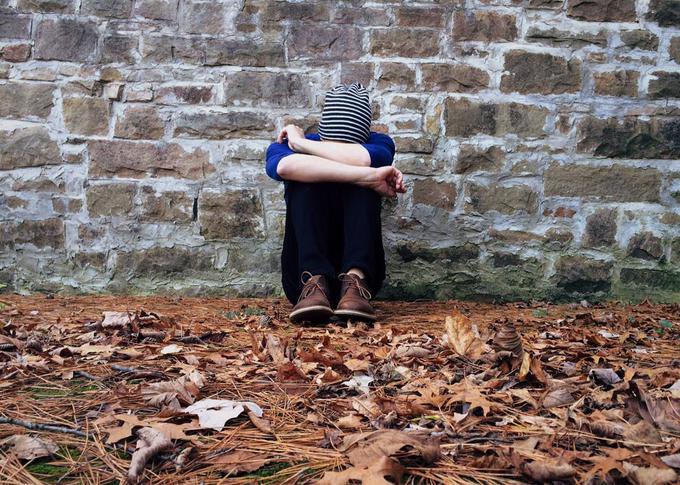 Osamljenost lahko vodi v srčno-žilne bolezni, demenco, depresijo in anksioznost. | Foto: Pexels