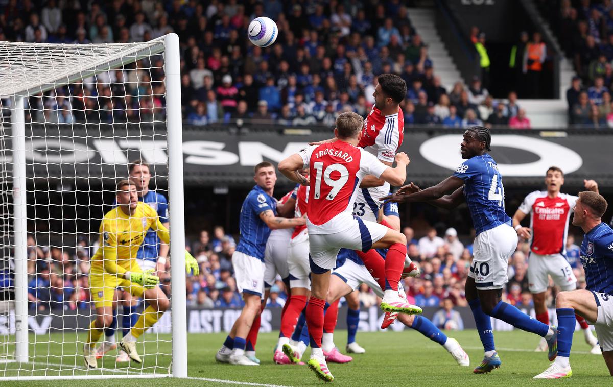 Ipswich - Arsenal | Arsenal še ohranja upanje na naslov.  | Foto Reuters