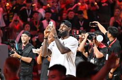 LeBron James s posebnim komplimentom za Dončića, ki ga spremlja tudi na dopustu
