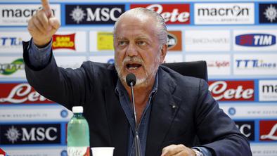 Lastnik Napolija si ne želi povratne tekme v Barceloni