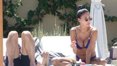 Nicole Scherzinger z zaročencem uživa pri naših sosedih #foto