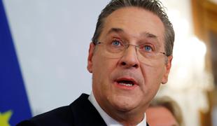 Avstrijsko vlado zapustili vsi ministri iz vrst svobodnjakov #video