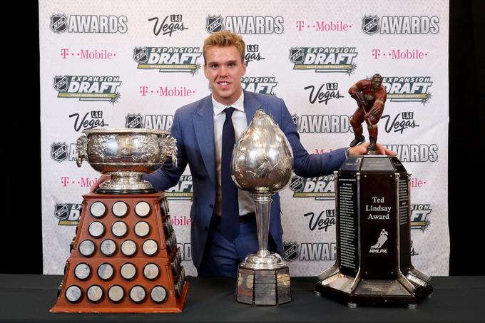 Nova pogodba 20-letnega kapetana Edmonton OIlers bo začela veljati v sezoni 2018/19. | Foto: Getty Images