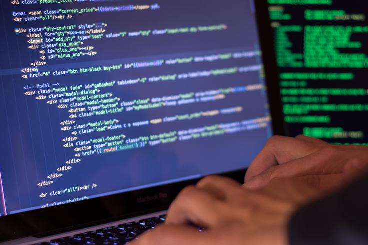 Skrb vzbujajoče je, da so dobršnemu delu ukradenih naslovov v zbirki priložena tudi gesla za vpis v uporabniške račune, povezane z e-poštnimi naslovi. To pomeni, da lahko kiberkriminalci pridobijo dostop do osebnih podatkov uporabnikov in jih zlorabijo. | Foto: Thinkstock