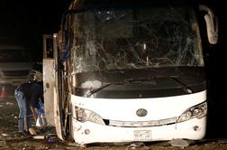Več žrtev v eksploziji turističnega avtobusa v Kairu #foto