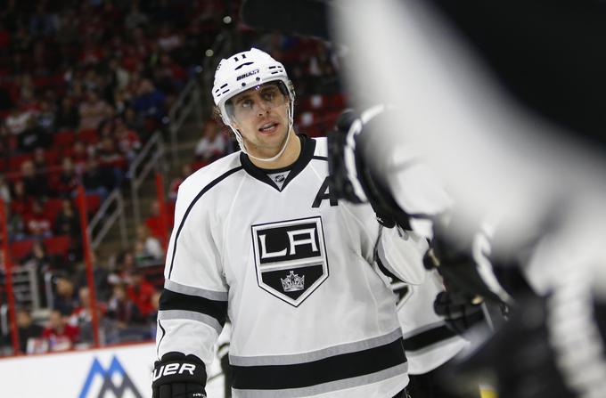 Bo Anže Kopitar po velikem jubileju v ligi NHL oblekel tudi državni dres? | Foto: Reuters