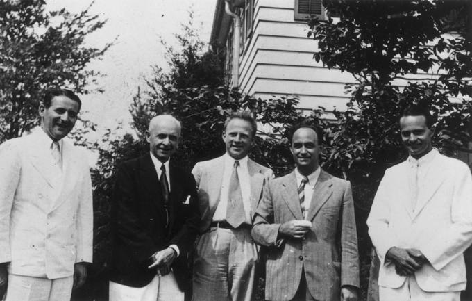 Werner Heisenberg (na sredini) je skušal v nacistični Nemčiji razviti jedrsko orožje. | Foto: Getty Images