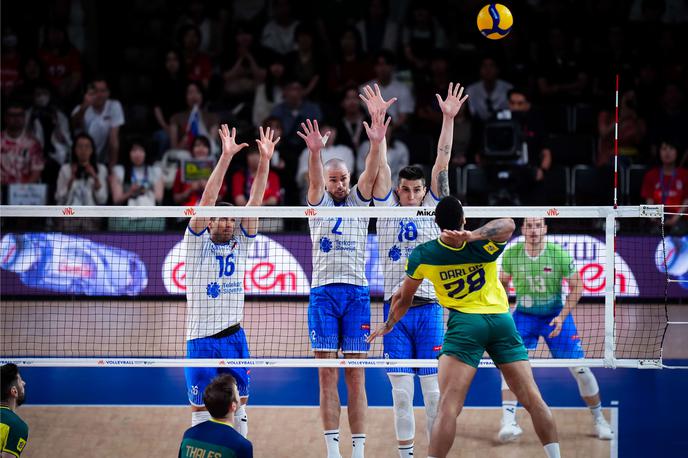 slovenska odbojkarska reprezentanca : Brazilija | Slovenci so s 3:2 v nizih premagali Brazilce in vknjižili še šesto zmago. | Foto VolleyballWorld
