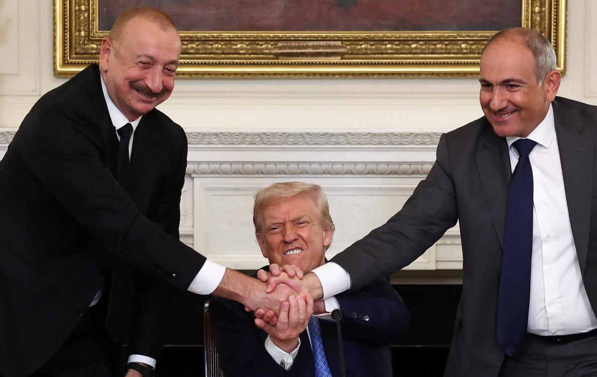 Donald Trump, Ilham Alijev, Nikola Pašinjan | Trumpova pot naj bi bila po ocenah analitikov strateški poraz za dolgoletno zaščitnico Armenije Rusijo, poroča DPA. | Foto Reuters