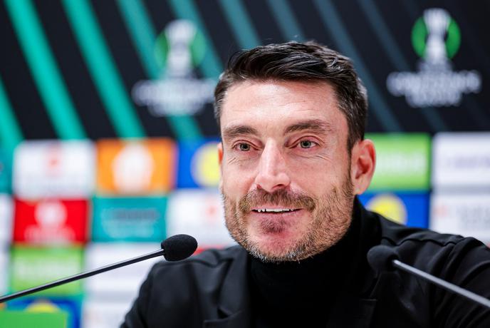 Albert Riera s Celjem odhaja na Kosovo, bo uspešnejši od Kekove Slovenije?
