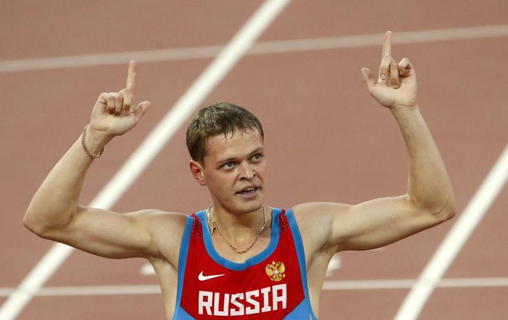 Denis Kudrijavcev je 24-letni ruski tekač na 400 metrov z ovirami. V tej disciplini je lani na svetovnem prvenstvu osvojil srebrno medaljo, na tej tekmi pa je s časom 48,05 postavil tudi osebni rekord. | Foto: 