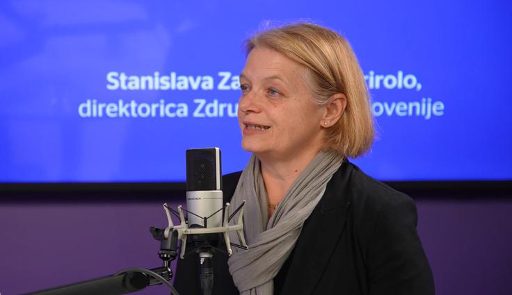 "Goljufi praviloma ustvarjajo pritisk, naj se odločimo čim hitreje, že to bi moralo biti takojšnje opozorilo," pravi Stanislava Zadravec Caprirolo. | Foto: 