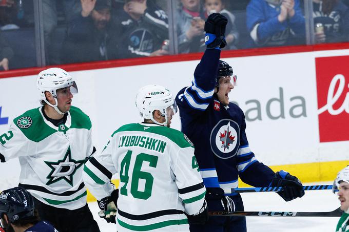 Winnipeg Jets so v derbiju dneva s 4:1 premagali Dallas Stars. | Foto: Reuters