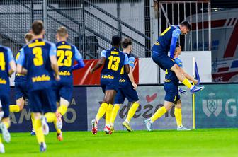 Celjani po zmagi na štajerskem derbiju še bližje naslovu