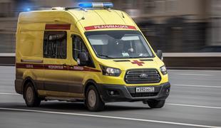 Petletna deklica iz Rusije vrgla svojo novorojeno sestro skozi okno