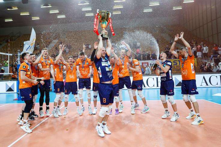 Za ACH Volley je to 21. naslov prvaka in četrti zapovrstjo. | Foto: Aleš Fevžer