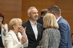 Znane prve kadrovske rošade nove vlade: kdo bo na čelu policije, kdo v Janševem kabinetu ...